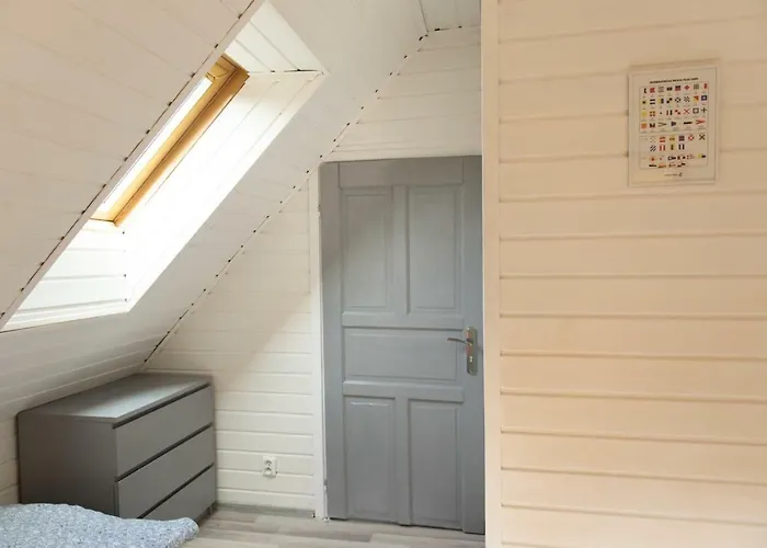 Letniskowe I Caloroczne W Kopalinie בית נופש